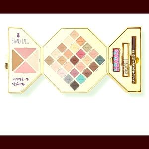 Tarte’s Sweet Escape Collector Set